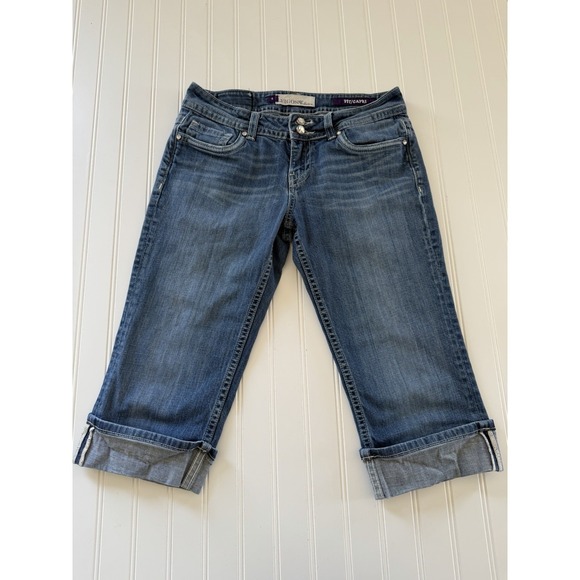 Vigoss Denim - Vigoss Juniors Size‎ 9 Capri Jeans Rhinestone Pocket Cuffed Stretch Denim 9